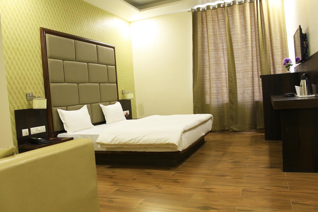 Hotel Radiant Inn Roorkee 外观 照片